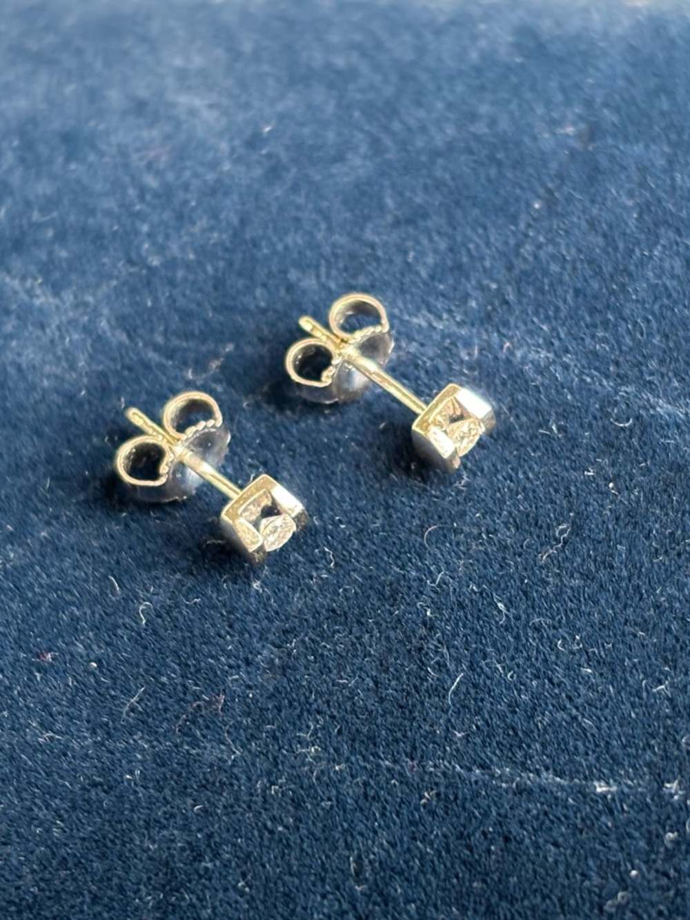 14k White Gold Diamond Stud Earrings - Picture 12 of 13